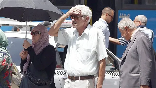 موجة حر شديدة تضرب البلاد نتيجة منخفض الهند الموسمي.. تحذيرات من الأرصاد الجوية موجة حر شديدة تضرب البلاد نتيجة منخفض الهند الموسمي.. تحذيرات من الأرصاد الجوية