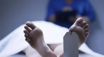 شاب يقتل زوجته طعنًا داخل تاكسي أمام طفليهما في القاهرة