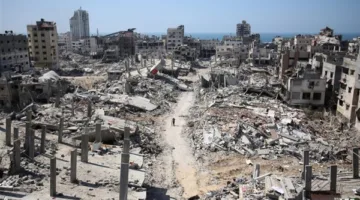 مقتل 18 فلسطينيًا أثناء انتظارهم للمعونات الغذائية في وسط غزة