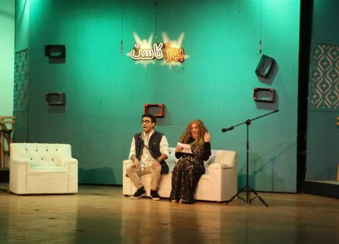 تقديم العرض الكامل لـ ‘نويزي T.V’ على مسرح السامر تقديم العرض الكامل لـ ‘نويزي T.V’ على مسرح السامر