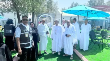 حكم استئذان في الدعاء من الحاج العائد
