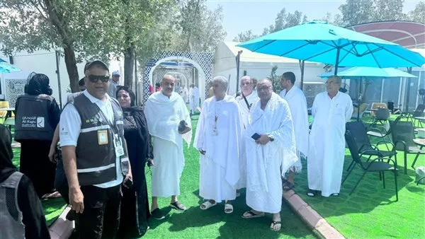 حكم استئذان في الدعاء من الحاج العائد حكم استئذان في الدعاء من الحاج العائد