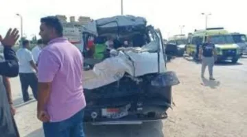 مقتل شخصين وإصابة ثلاثة آخرين في حادث تصادم بين ميكروباص وسيارة خاصة على طريق الهايكستب