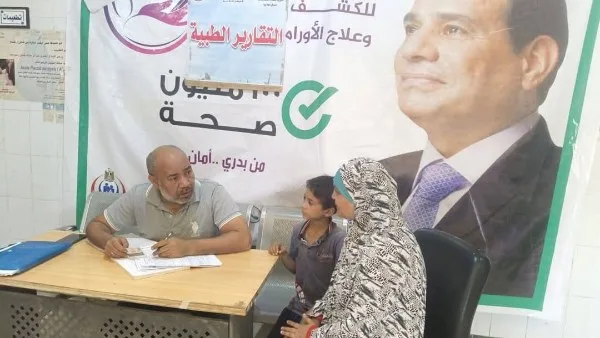 في إطار حياة كريمة.. تقديم أكثر من 7 آلاف خدمة صحية من خلال 6 قوافل طبية مجانية في المنيا في إطار حياة كريمة.. تقديم أكثر من 7 آلاف خدمة صحية من خلال 6 قوافل طبية مجانية في المنيا