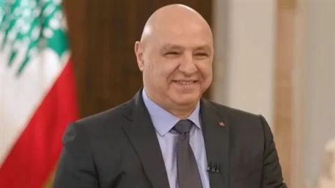 الرئيس اللبناني يتوجه إلى الأردن لعقد اجتماع قمة مع الملك عبد الله الرئيس اللبناني يتوجه إلى الأردن لعقد اجتماع قمة مع الملك عبد الله
