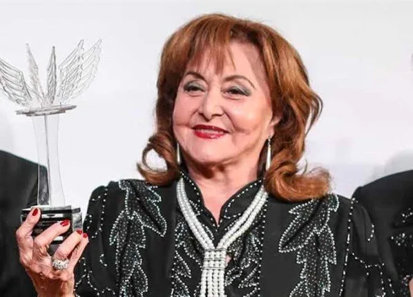 ليلى طاهر تهاجم أسلوب جيل الفنانين الجدد في التعامل مع الشهرة ليلى طاهر تهاجم أسلوب جيل الفنانين الجدد في التعامل مع الشهرة