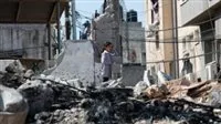 استشهاد 7 فلسطينيين نتيجة قصف الاحتلال لخيمة تأوي نازحين غرب خان يونس