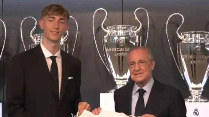 هويسن: فريق ريال مدريد هو الأفضل عالمياً هويسن: فريق ريال مدريد هو الأفضل عالمياً