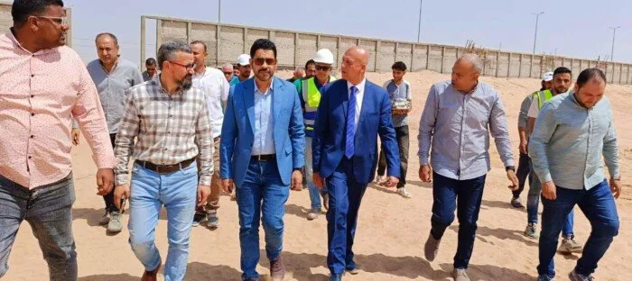 وزير الإسكان يراقب تقدم مشروعات البنية التحتية في مدينة العبور الجديدة وزير الإسكان يراقب تقدم مشروعات البنية التحتية في مدينة العبور الجديدة