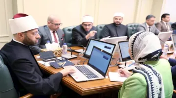 وزير الأوقاف يجتمع لمناقشة التحضيرات لإطلاق المنصة الرقمية