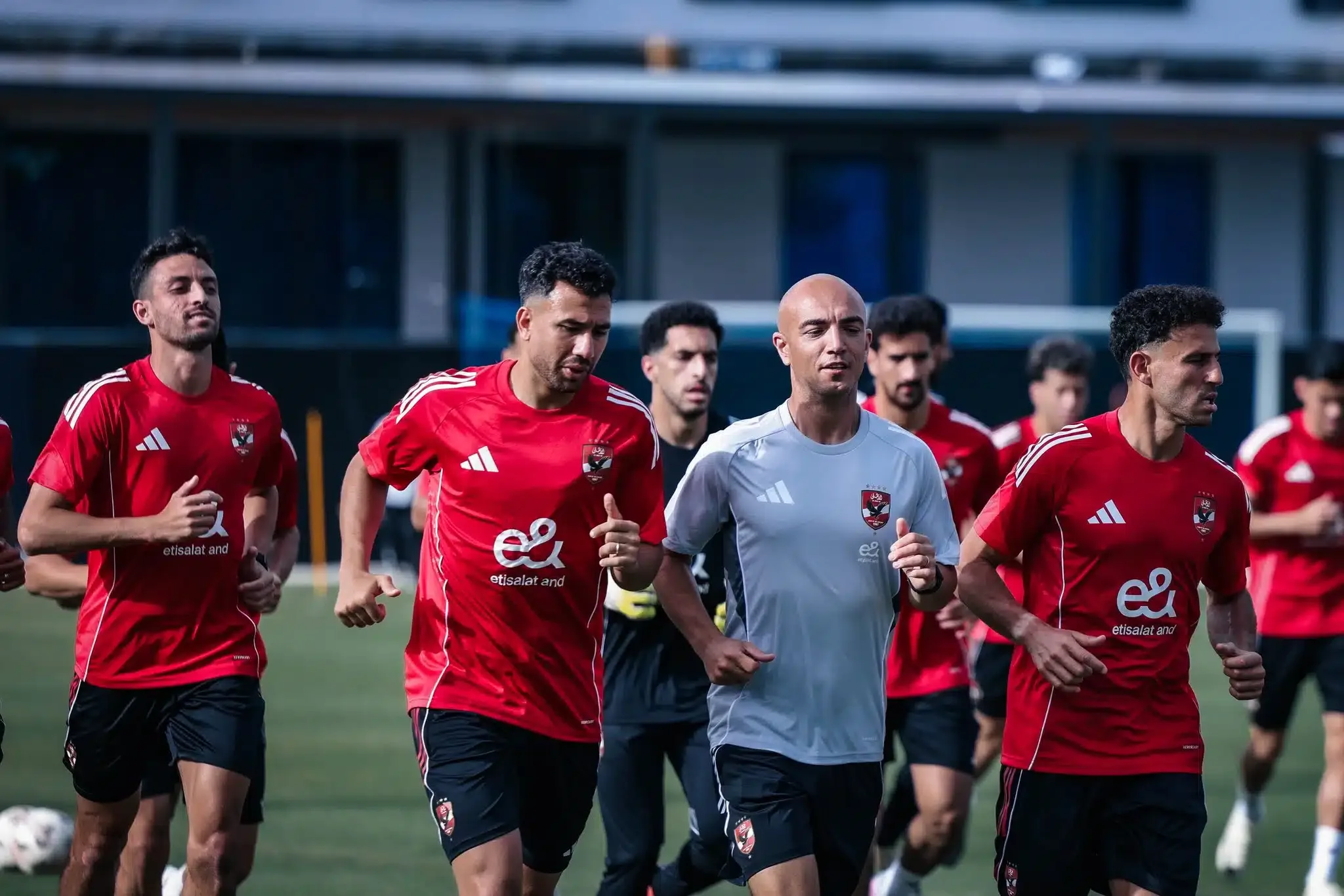الأهلي يتعاقد مع ظهير أيسر جديد بعد المونديال وكريم نيدفيد هو المُستبعد الأهلي يتعاقد مع ظهير أيسر جديد بعد المونديال وكريم نيدفيد هو المُستبعد
