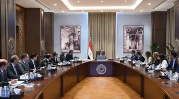 رئيس الوزراء يتناول فرص الاستثمار في مجالات السياحة والتراث الثقافي