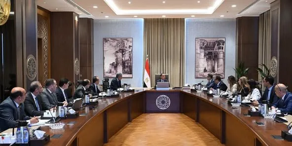 رئيس الوزراء يتناول فرص الاستثمار في مجالات السياحة والتراث الثقافي رئيس الوزراء يتناول فرص الاستثمار في مجالات السياحة والتراث الثقافي