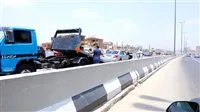“النقل” تدعو المواطنين إلى الالتزام بعدم استخدام المسار المخصص للحافلة الترددية