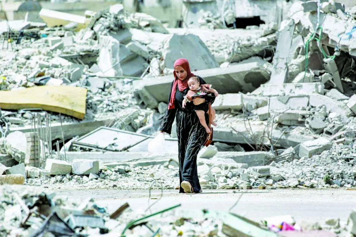 استشهاد 8 فلسطينيين، بينهم طفل، برصاص الاحتلال في مناطق وسط وجنوب غزة استشهاد 8 فلسطينيين، بينهم طفل، برصاص الاحتلال في مناطق وسط وجنوب غزة