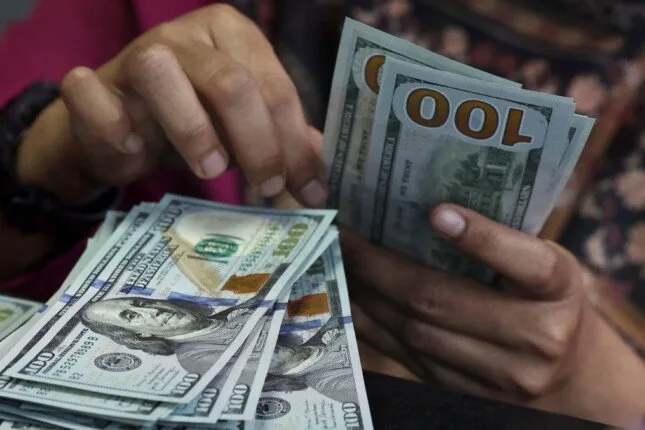 أسعار الدولار في البنوك بنهاية تعاملات يوم الثلاثاء 10 يونيو 2025 أسعار الدولار في البنوك بنهاية تعاملات يوم الثلاثاء 10 يونيو 2025