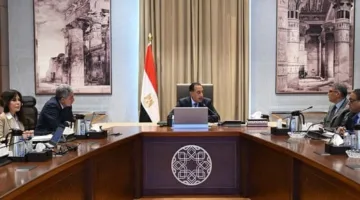 مدبولي يتابع سير مشروع تحسين تجربة زيارة أهرامات الجيزة