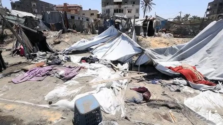 مقتل 3 فلسطينيين جراء قصف إسرائيلي على نازحين في مواصي خان يونس مقتل 3 فلسطينيين جراء قصف إسرائيلي على نازحين في مواصي خان يونس