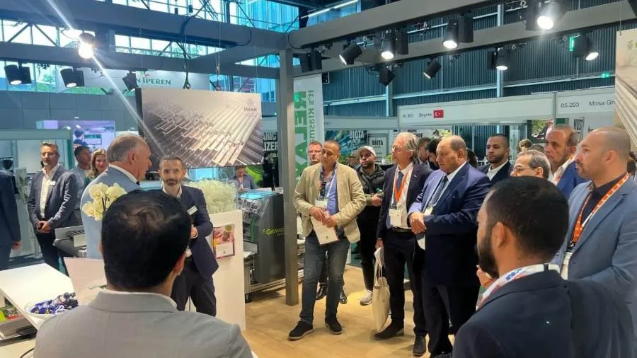 نائب وزير الزراعة يشارك في تدشين معرض التكنولوجيا البيئية في مدينة أمستردام الهولندية. نائب وزير الزراعة يشارك في تدشين معرض التكنولوجيا البيئية في مدينة أمستردام الهولندية.