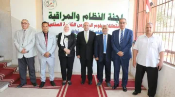 محافظ بني سويف يزور مركز امتحانات دبلوم المدارس الصناعية
