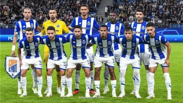 منافس الأهلي.. بورتو يكشف عن تشكيلته لكأس العالم للأندية 2025 منافس الأهلي.. بورتو يكشف عن تشكيلته لكأس العالم للأندية 2025
