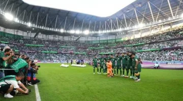 الدوسري يتصدر الهجوم.. تابع مباراة السعودية ضد أستراليا الآن بالفيديو