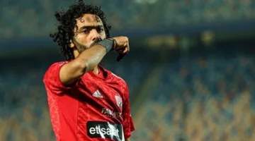 الشحات: “لاعبو الأهلي في وضع صعب.. وهناك أندية تقدم عقوداً تفوق ما نحصل عليه بكثير”