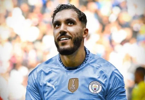 مانشستر سيتي يضم اللاعب الفرنسي ذي الأصول الجزائرية ريان شرقي. مانشستر سيتي يضم اللاعب الفرنسي ذي الأصول الجزائرية ريان شرقي.