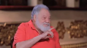 يحيى الفخراني: الجمهور أصبح أكثر إدراكًا وتقديرًا لموهبة الفنان.