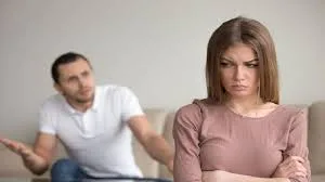 استشاري العلاقات الأسرية: التحدي المتبادل لا يدل على القوة، بل قد يسبب انهيار الحب