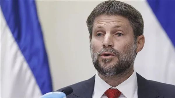 عاجل.. ردًا على عقوبات بريطانيا وأربع دول.. سموتريتش يقوم بخطوة حاسمة تلوح بنهاية السلطة الفلسطينية عاجل.. ردًا على عقوبات بريطانيا وأربع دول.. سموتريتش يقوم بخطوة حاسمة تلوح بنهاية السلطة الفلسطينية