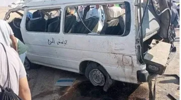 10 مصابين إثر انقلاب سيارة في منطقة النزهة