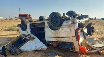 إصابة 10 أفراد نتيجة انقلاب حافلة صغيرة على طريق جوزيف تيتو في النزهة