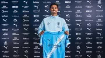 مانشستر سيتي يعلن عن اتفاقه الرسمي مع اللاعب الهولندي تيجاني رايندرز