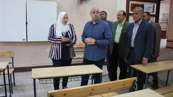 صور: محافظ بني سويف يراجع الاستعدادات الأخيرة لبدء امتحانات الثانوية العامة صور: محافظ بني سويف يراجع الاستعدادات الأخيرة لبدء امتحانات الثانوية العامة