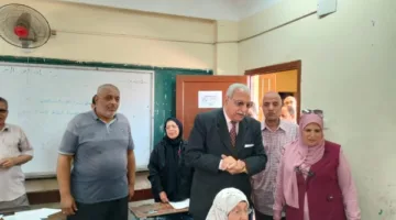 ضمان حق كل طالب: وكيل تعليم القليوبية يشرف على تصحيح امتحانات الشهادة الإعدادية