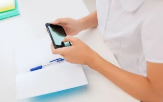 لماذا تحظر وزارة التربية والتعليم استخدام الهواتف في قاعات الامتحانات؟