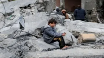 «أزمة إنسانية في غزة: السلطة الفلسطينية تدعو إلى تعليق فوري لتوزيع المواد الغذائية وسط “مواقع الوفاة الجماعية”»