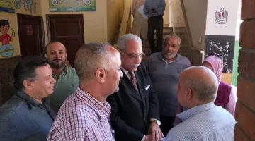 بالصور.. مدير تعليم القليوبية يقوم بجولة في كنترول الإعدادية