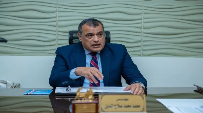 وزير الإنتاج الحربي يشدد على ضرورة اعتماد مبادئ الحوكمة وتحقيق الاستفادة القصوى من الموارد. وزير الإنتاج الحربي يشدد على ضرورة اعتماد مبادئ الحوكمة وتحقيق الاستفادة القصوى من الموارد.