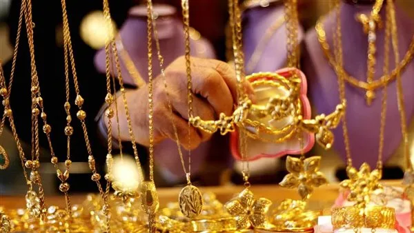 ارتفاع أسعار الذهب عالميًا بفعل التوترات التجارية.. واستقرارها في السوق المحلي ارتفاع أسعار الذهب عالميًا بفعل التوترات التجارية.. واستقرارها في السوق المحلي