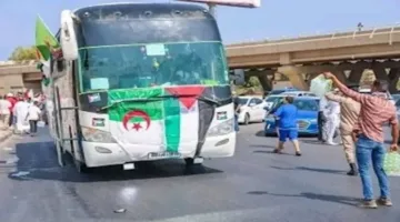 قافلة “الصمود” تصل إلى طرابلس وسط احتفاء جماهيري