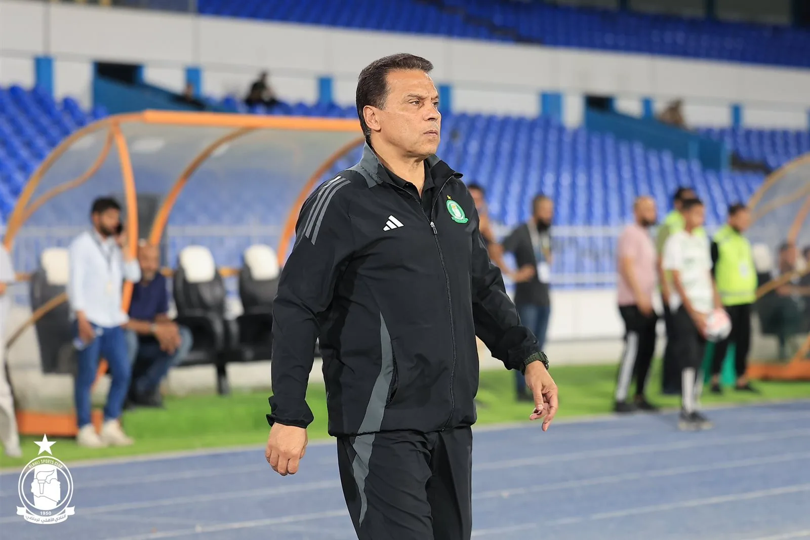 الأهلي الليبي يطلب إجراء تحقيق عاجل إثر الاعتداء على حسام البدري وطاقم الفريق