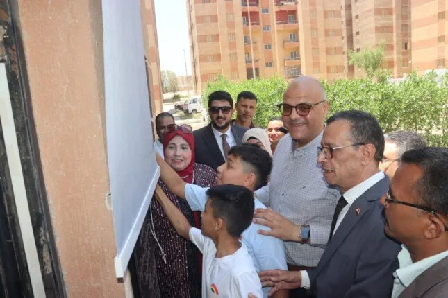 محافظ القليوبية يدشّن مخبزاً نصف آلياً حديثاً في الخانكة محافظ القليوبية يدشّن مخبزاً نصف آلياً حديثاً في الخانكة