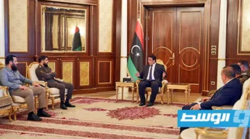 في الاجتماع الأول للجنة الأمنية، المنفي يشدد على أهمية إزالة جميع المظاهر المسلحة من طرابلس.