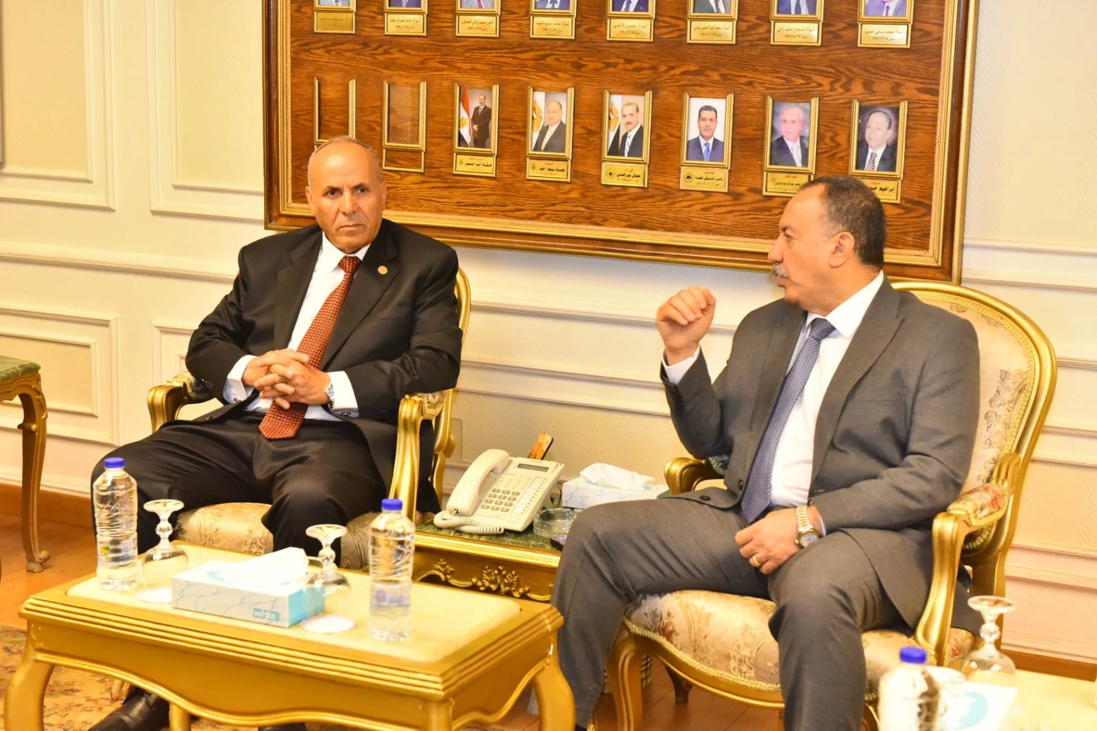 محافظ أسيوط لرئيس هيئة قضايا الدولة: نفخر بتواجد المعلم القضائي الجديد محافظ أسيوط لرئيس هيئة قضايا الدولة: نفخر بتواجد المعلم القضائي الجديد