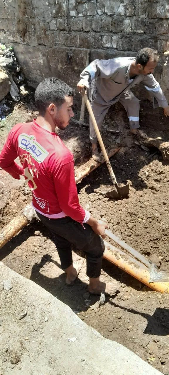 محافظ المنيا: صيانة خط الغاز الطبيعي في سكة تلة بدون انقطاع الخدمة عن السكان.. صور محافظ المنيا: صيانة خط الغاز الطبيعي في سكة تلة بدون انقطاع الخدمة عن السكان.. صور