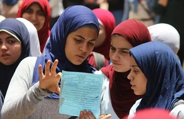 جدول امتحانات الثانوية العامة 2025 وتوزيع الدرجات في النظامين القديم والجديد جدول امتحانات الثانوية العامة 2025 وتوزيع الدرجات في النظامين القديم والجديد