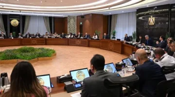 مدبولي يراقب التحضيرات النهائية لافتتاح المتحف الكبير ويتأكد من استكمال كافة الترتيبات.