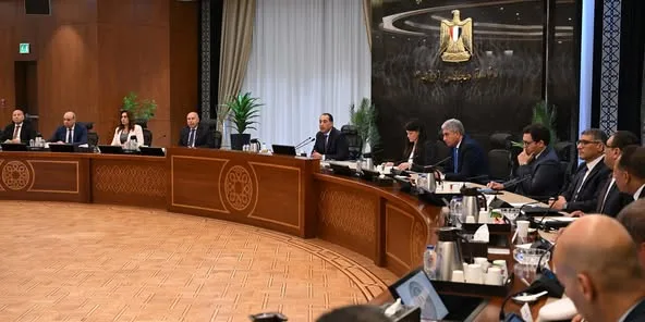 مدبولي يقود اجتماع اللجنة العليا لمتابعة التحضيرات لافتتاح المتحف المصري الكبير مدبولي يقود اجتماع اللجنة العليا لمتابعة التحضيرات لافتتاح المتحف المصري الكبير